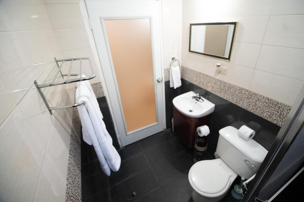 Stacys Place #1 2 Bedroom Apartment Port of Spain Esterno foto