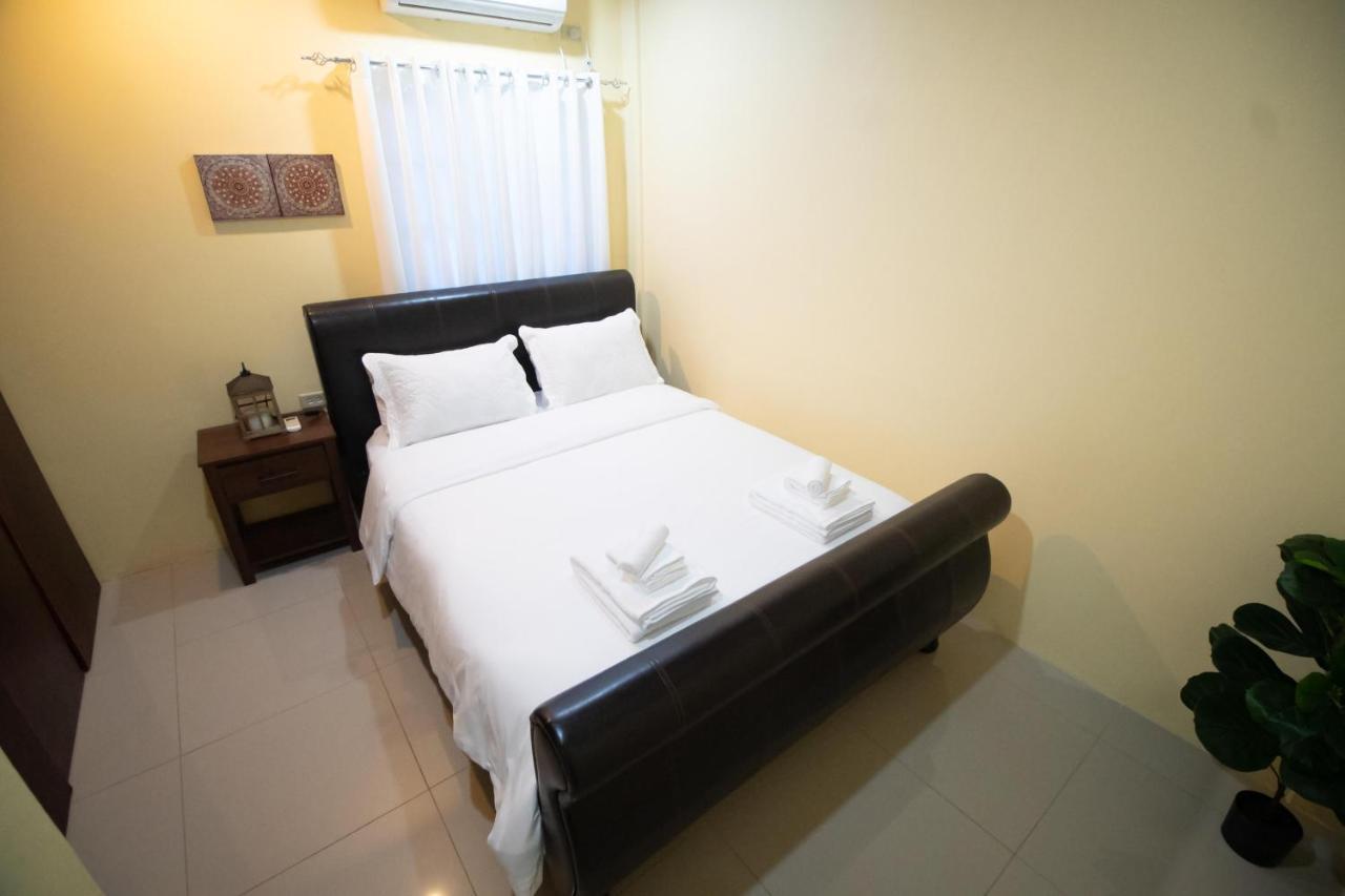 Stacys Place #1 2 Bedroom Apartment Port of Spain Esterno foto